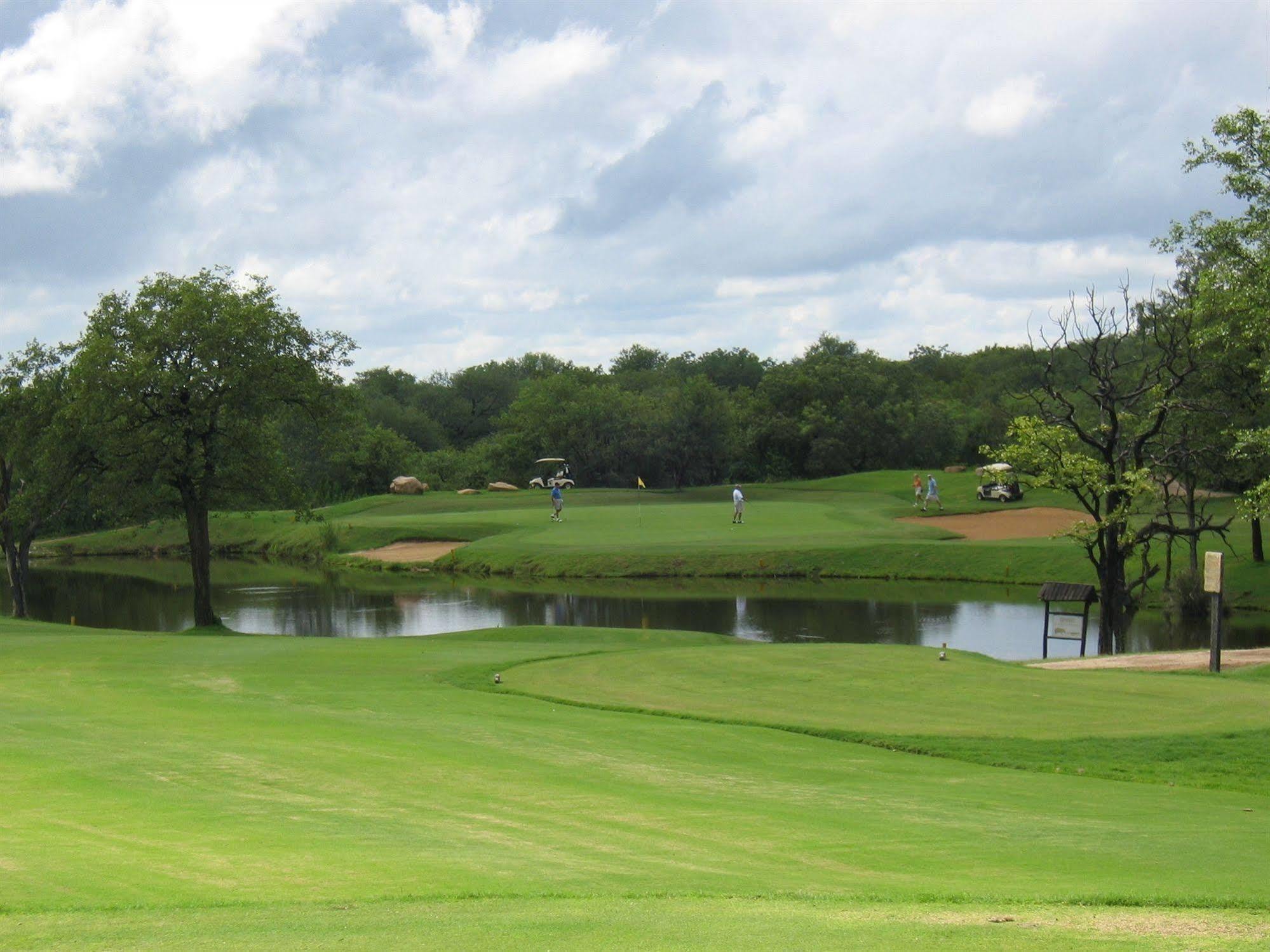 Leriba Golf Lodge Phalaborwa Exterior photo